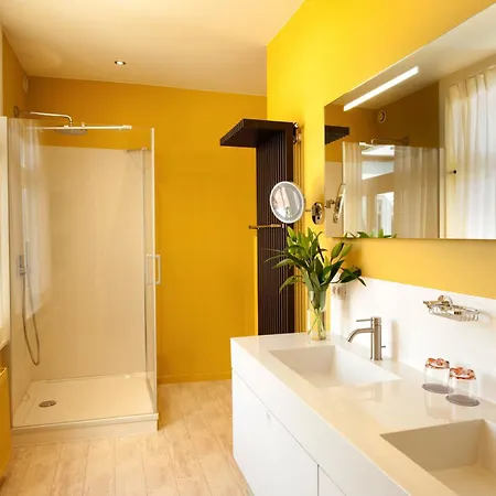 Panzió Central Bruges B&B